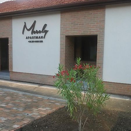 Mosoly Deluxe Apartman 久洛 外观 照片