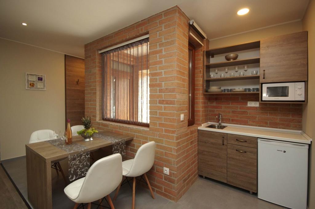 Mosoly Deluxe Apartman 久洛 外观 照片