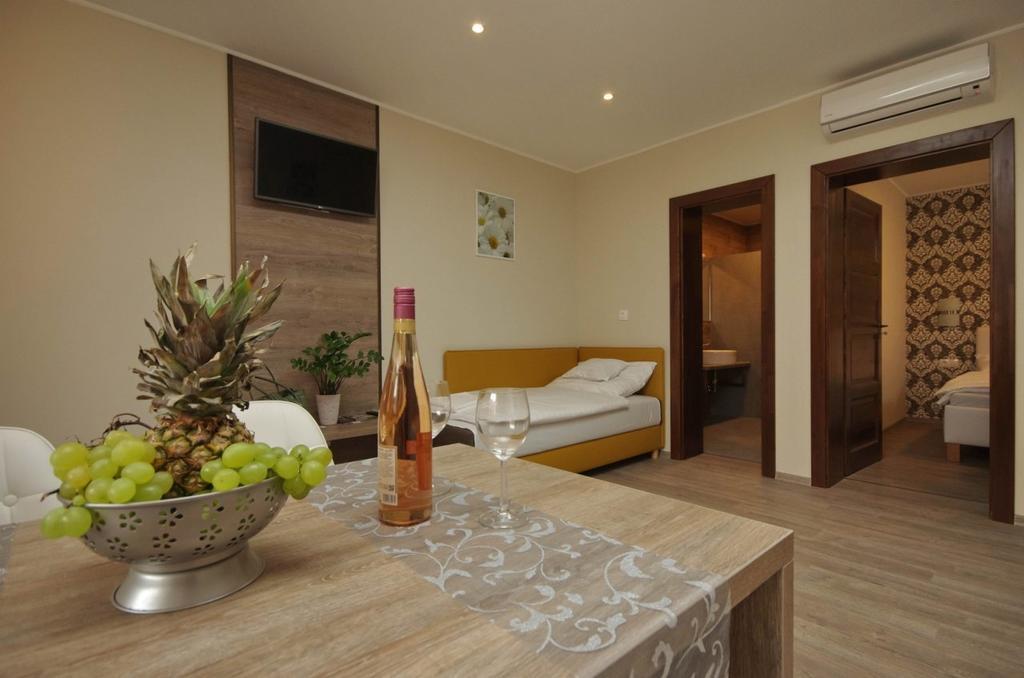 Mosoly Deluxe Apartman 久洛 外观 照片