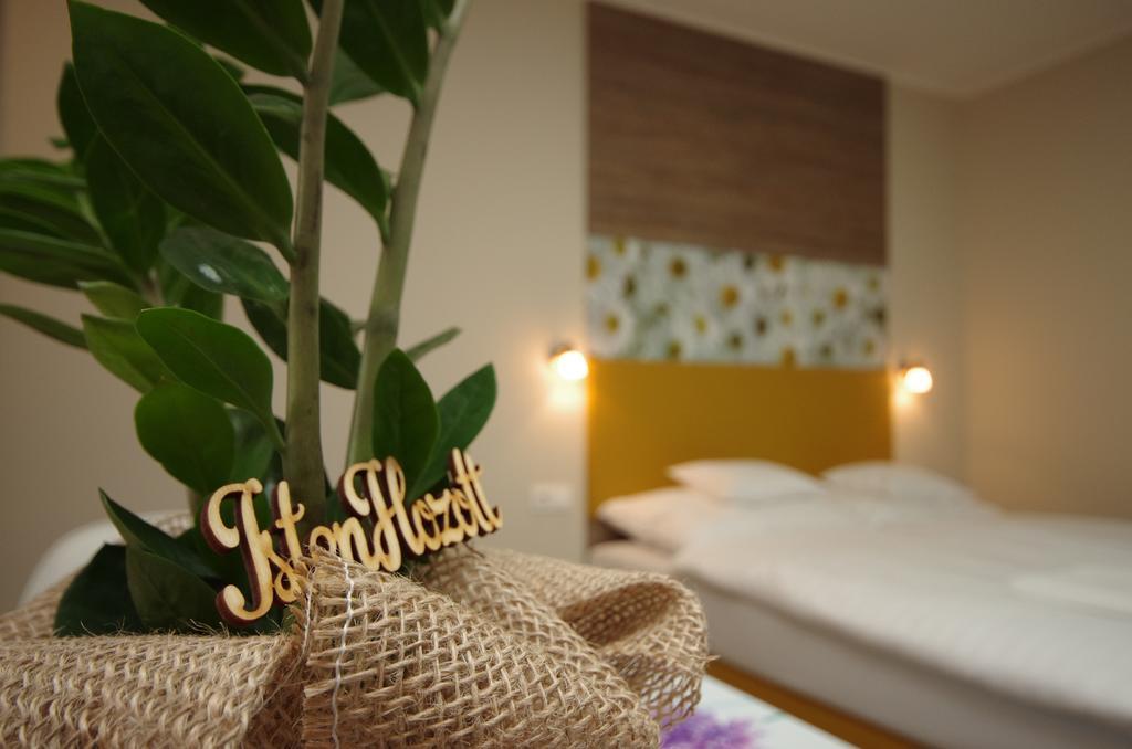 Mosoly Deluxe Apartman 久洛 外观 照片